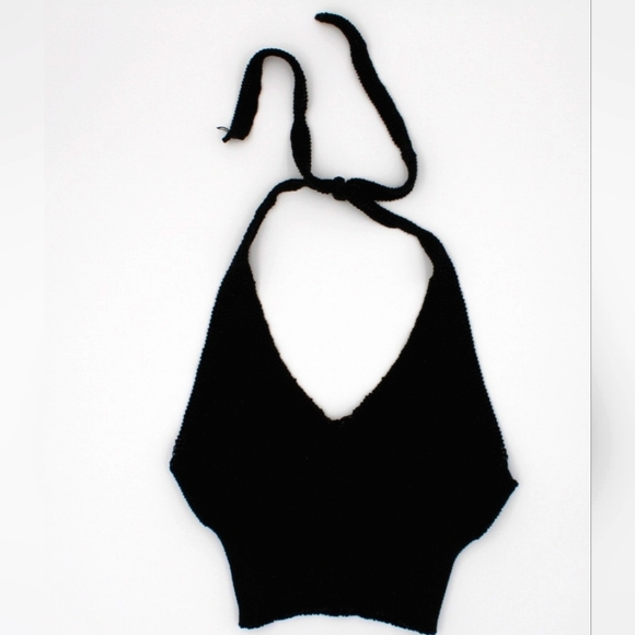 SHEIN Tops - SHEIN Black Knitted Halter Crop Top (Size XS)